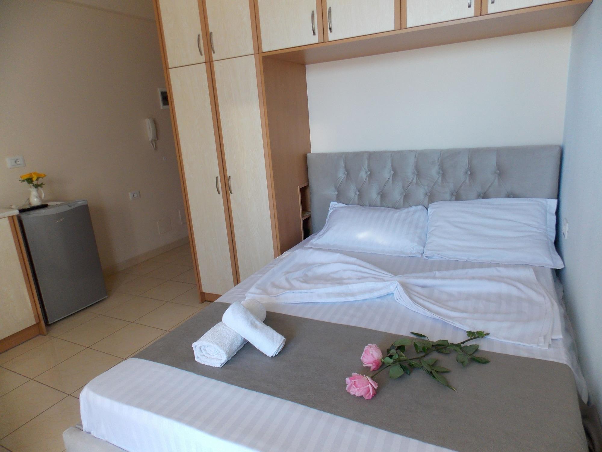 Afrimi Relax Apartments Sarandë Exterior foto